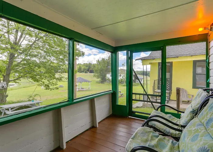 Honesdale Cabin On 110-Acre Farm Pets Welcome!